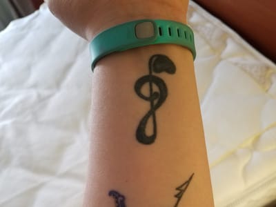 Fox Tattoo & Piercing