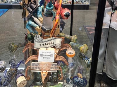 Freaky's Smoke Shop & Tattoo I Colfax