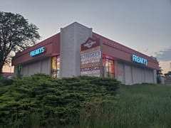 Freaky's Smoke Shop & Tattoo III Thornton