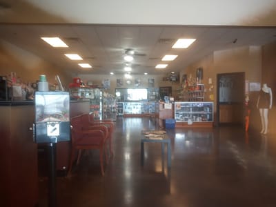 Gee's 2 Tattoo Studio