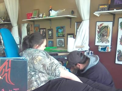 Gee's 2 Tattoo Studio