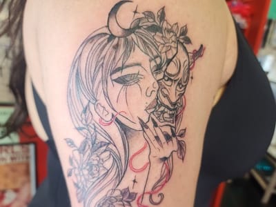 Girl 2 Tattoo U