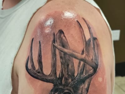 Gold Leaf Tattoo Collective and Art Gallery