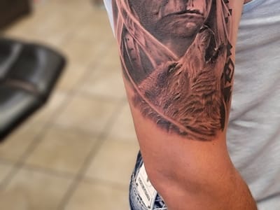 Gold Leaf Tattoo Collective and Art Gallery