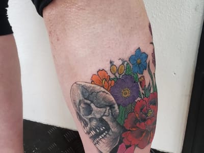 Gold Mountain Tattoo est. 2016