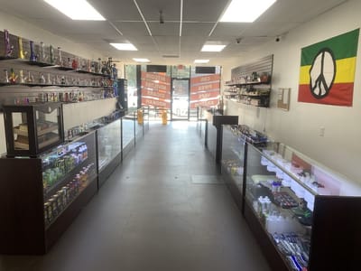 Hampton Tobacco- Smoke shop Head shop, Vape, Hookahs, Kratom & Tattoo Supplies