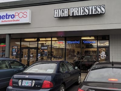 High Priestess Piercing & Tattoo