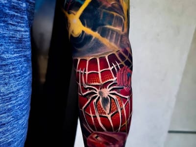 hole in the wall tattoo studio