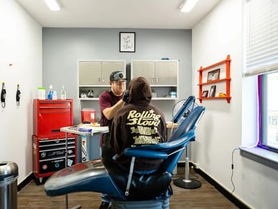 HOT SPOT TATTOO & BODY PIERCING