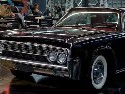 House of a Thousand Roses