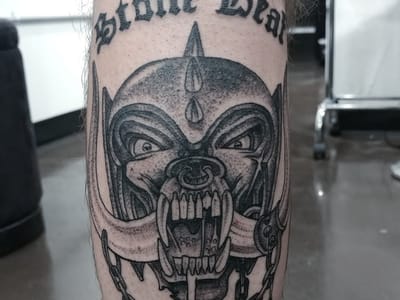 HOWL Tattoo & Piercing