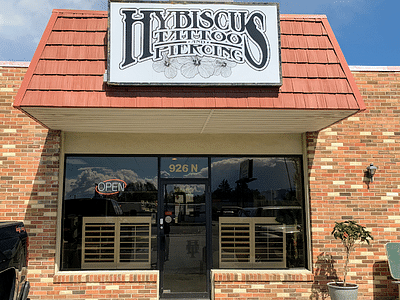 Hybiscus Tattoo and Piercing