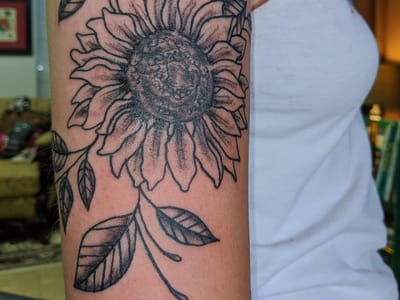 Hydra Electric Tattoo