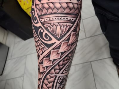 Inkglorious Custom Tattoo Studio