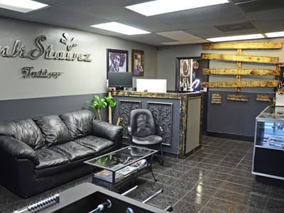 Inkstainz tattoo studio