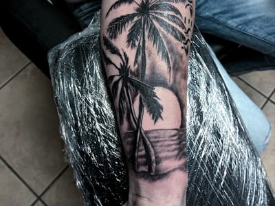 Intellect Tattoo Club & Salon