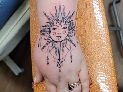 Karma ink Tattoo & piercings