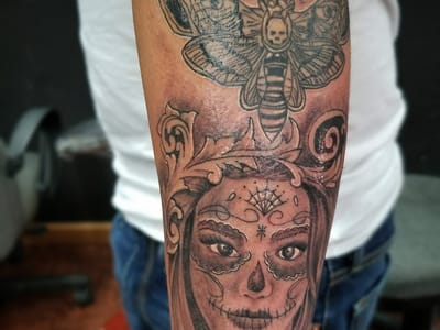 La Raza Tattoo - Full Sleeve Tattoo Artist, Custom and Geometric Tattoo Design in Tulare, CA