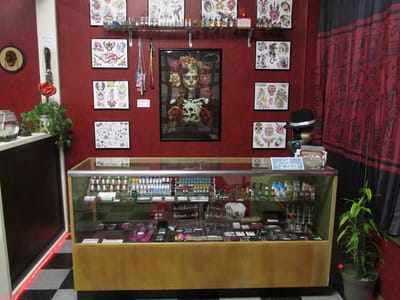 La Rosa Linda Tattoo