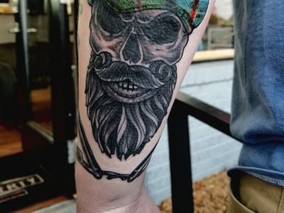 Lady Liberty Tattoo Parlor