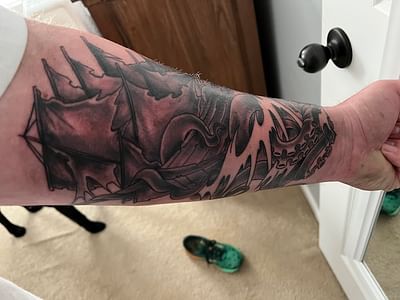 Lee House Art Studio & Custom Tattoo