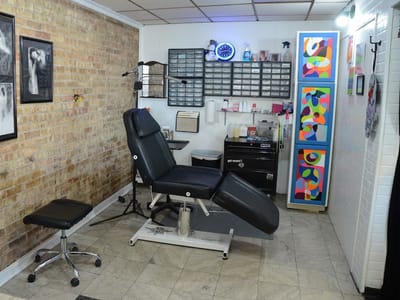 Legacy Impressions Tattoos & Piercings