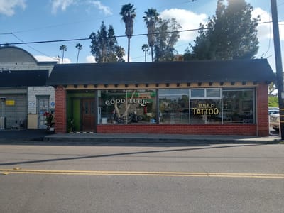 Little C's Tattoo parlor