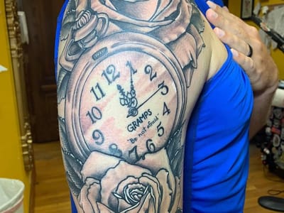 Living Canvas Tattoo & Body Piercing