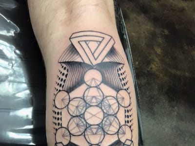 Looking Glass Tattoo & Gallery