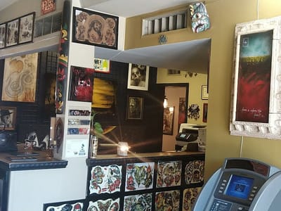 Love and Hate Tattoo & Piercing