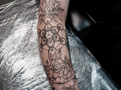 Loyal 2 The Coil Tattoos