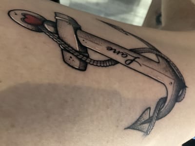 Lucky 13 Tattooing & Piercing