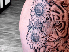 Lucky Cat Tattoo Vegas