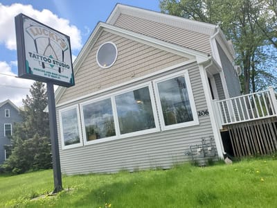 Lucky's Tattoo Studio