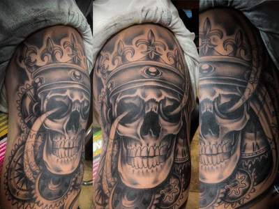 Lucky Supreme Tattoo