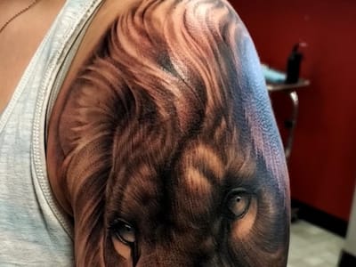 McNabbs Tattoo & Piercing