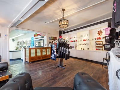 Mid-Pacific Tattoo Front Street