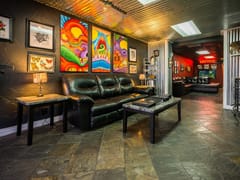 Modified Design Tattoo & Piercing