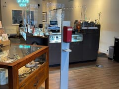 Mom's Custom Tattoo & Body Piercing