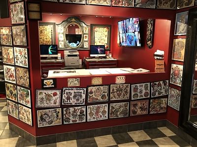 Mutiny Tattoo and Piercing