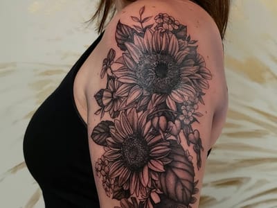 Neon Lady Tattoo Studio and Art Gallery