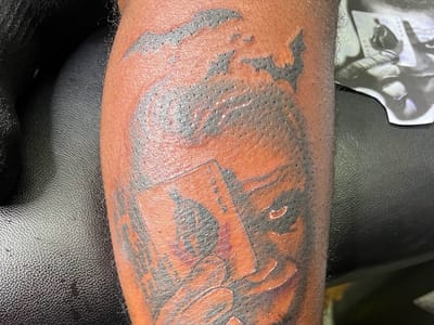 Oliver Pierre Tattoo Shop