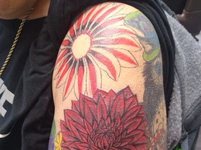 Outwest Tattoo and body piercing ,30 years of tattooing,only life time guarantee