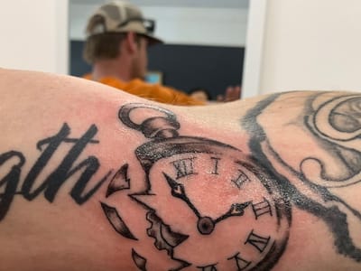 Paradox Massage,Tattoo & Piercing