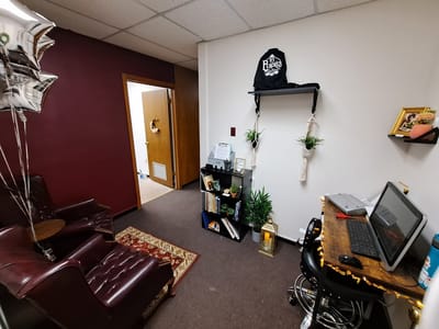 Peaches Tattoo Studio