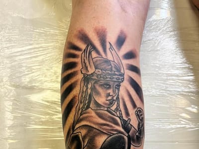 Pretty Wounds Tattoo