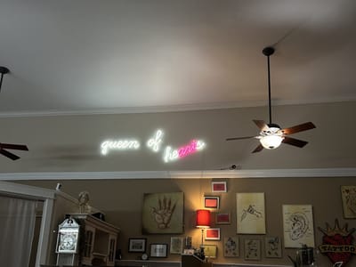 Queen of Hearts Maui • Tattoo & Piercing