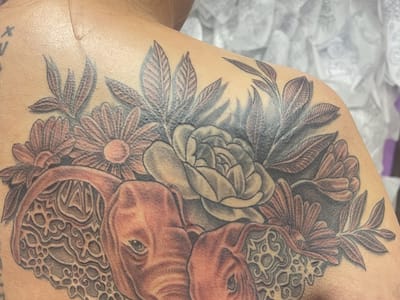 Queen of Hearts Tattoo & Piercings