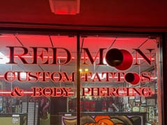Red Moon Custom Tattoo & Piercing