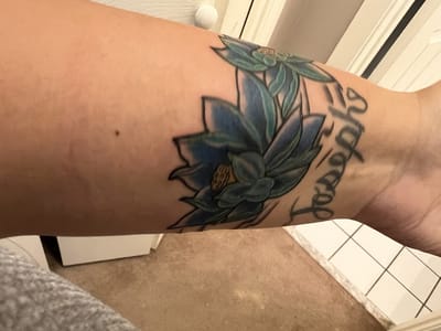 Resurrection Ink Tattoos and Body Piercing